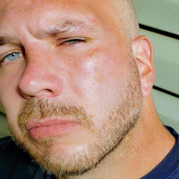 Meet your Posher, Wayne - Picture 1 of 1